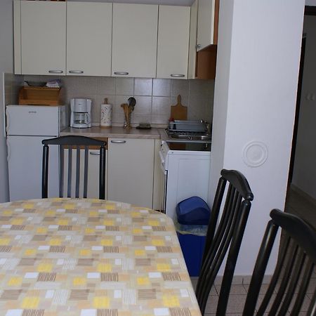 Apartment Ana M Krk Town Bagian luar foto